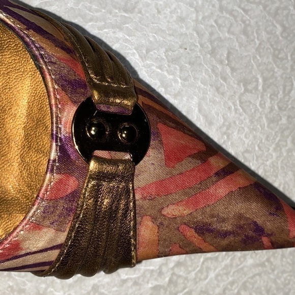 ALDO Aztec stilettos gold heels Sz EUR 40 made in Brazil - Picture 14 of 15